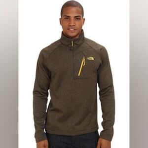 The North Face Men's Canyonland 1/2 Zip Pullover-Size Medium
